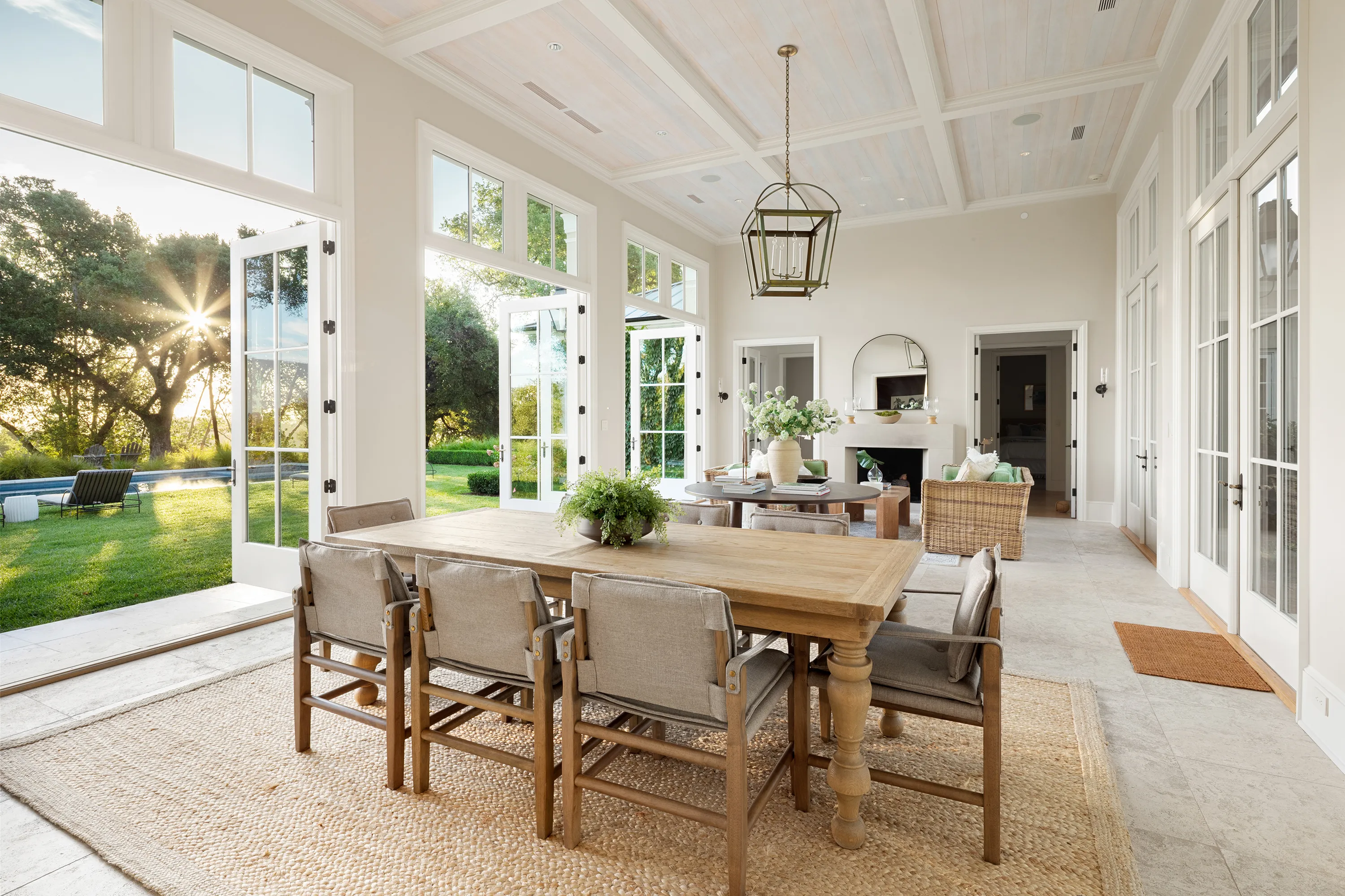 Indoor-outdoor living